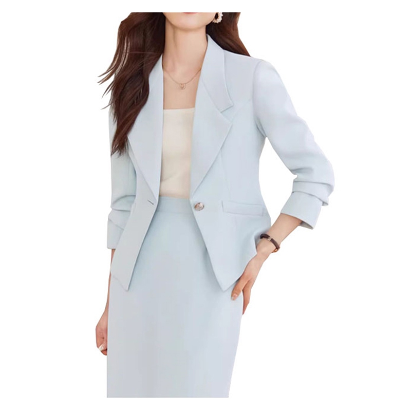 女西裝